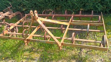 Tiller / Vibrocultore