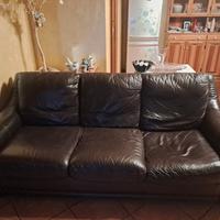 Divano in pelle nero