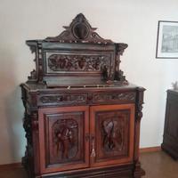 Credenza antica