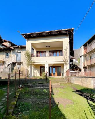 CASA SEMINDIPENDENTE A MONASTERO DI LANZO