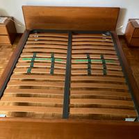 Letto matrimoniale con rete a doghe