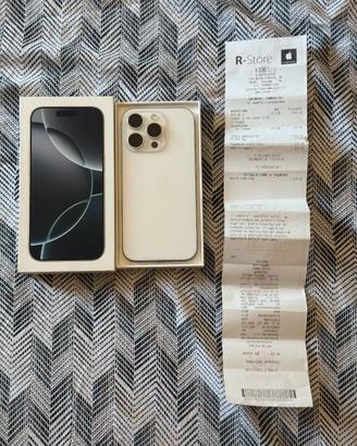 iPhone 16 Pro 256GB Titanio Bianco con GARANZIA