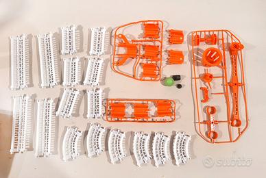 Pista per biglie Clementoni più la sua espansione