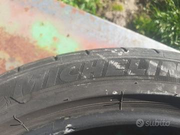 Gomme pneumatici per auto R 18