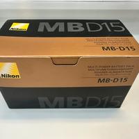 Nikon MB-D15