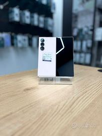 Samsung Galaxy Z Fold 6 256GB – Usato