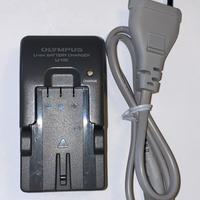 Olympus caricabatterie ORIGINALE LI-10CN