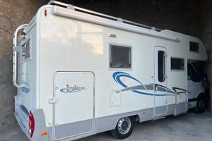 Camper mansardato