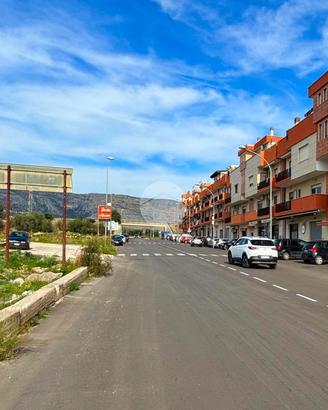 NEGOZIO A MANFREDONIA