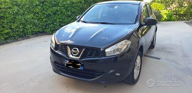 Nissan Qashqai 1.5 anno 2010 colore nero
