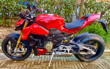 Ducati StreetFighter V4S 2026