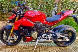 Ducati StreetFighter V4S 2026