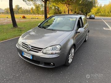 Volkswagen Golf 2.0 16V TDI 5p. Sportline