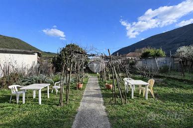 3 LOCALI A TERNI