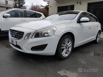 Volvo V60 D5 Summum