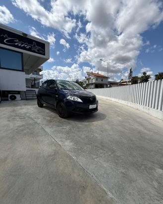 Lancia Ypsilon 1.2 69 CV 5 porte S&S Elefantino Bl