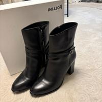 Stivaletti con tacco Pollini in pelle