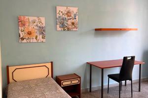 Camera per studentesse e/o lavoratrici fuori sede