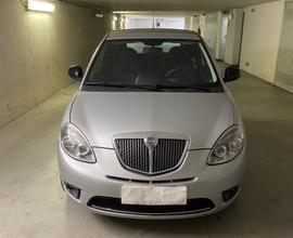 Lancia ypsilon per neopatentati