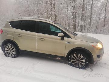 Ford kuka  4x4 Titanium full optional 