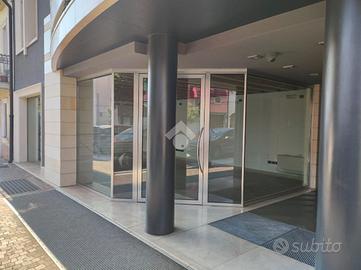 NEGOZIO A VILLAFRANCA DI VERONA