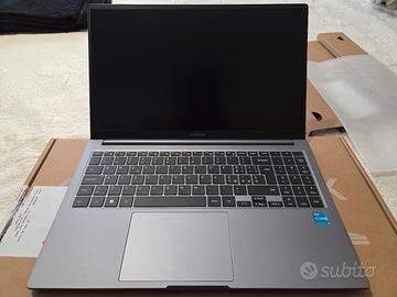 PC portatile galaxy book 4 