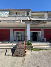 Immobile di 225 m² con 4 locali a Castel Volturno