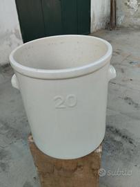 racipiente in terracotta smaltata