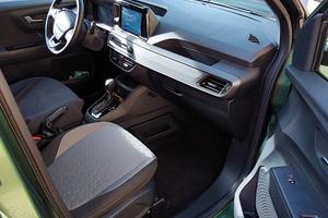 FORD TOURNEO COURIER  TITANIUM 