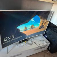 TV Samsung 49” Curvo Bianco