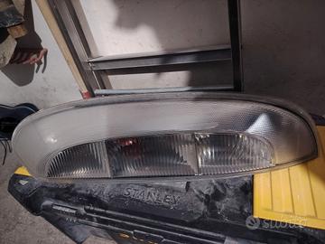 fanale lato dx Opel corsa 