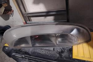 fanale lato dx Opel corsa 