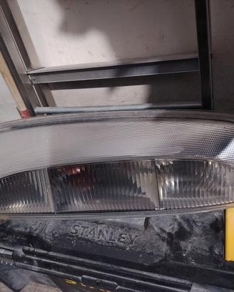 fanale lato dx Opel corsa 