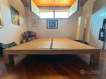 Letto giapponese di tatami e legno massello