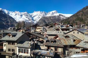 4 LOCALI A PRÉ-SAINT-DIDIER