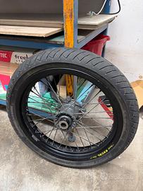 Cerchi motard da 17 ‘