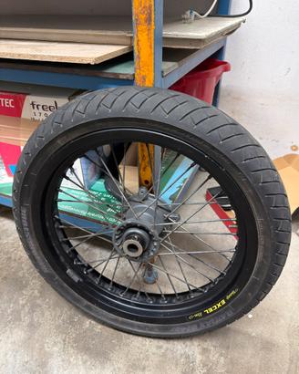 Cerchi motard da 17 ‘