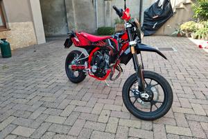 SWM sm 125R my 25 MOTARD