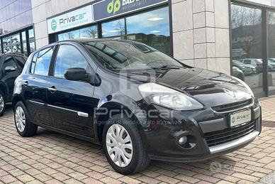 RENAULT Clio 1.2 16V 5 porte Dynamique