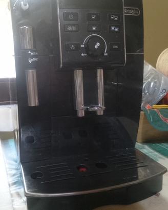 macchina caffè automatica 