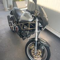 Ducati Monster 900