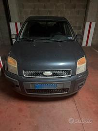 Ford fusione