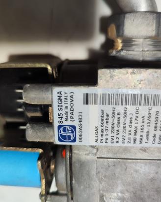 Valvola gas ‘ caldaia murale riello’