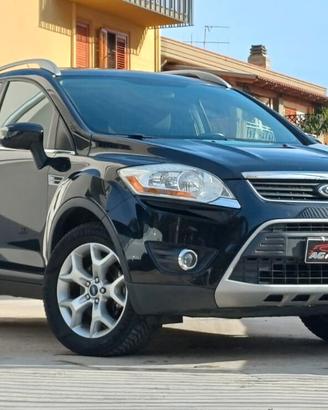 Ford Kuga 2.0 TDCi 140 CV 2WD Titanium
