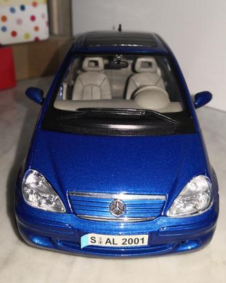 MERCEDES-BENZ A-KLASSE, BLUE, 1/18 MAISTO