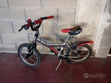 BMX bimbo