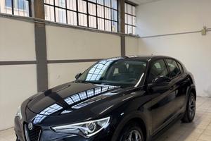 Alfa Romeo Stelvio 2.2 Turbodiesel 150 CV AT8 RWD 
