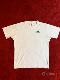 T-shirt new balance bianco taglia s