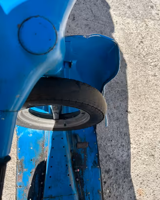 piaggio vespa 50/faro tondo da restaurare