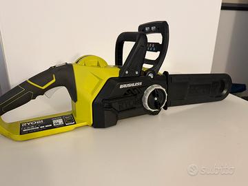 SEGA TAGLIA LEGNA A BATTERIA